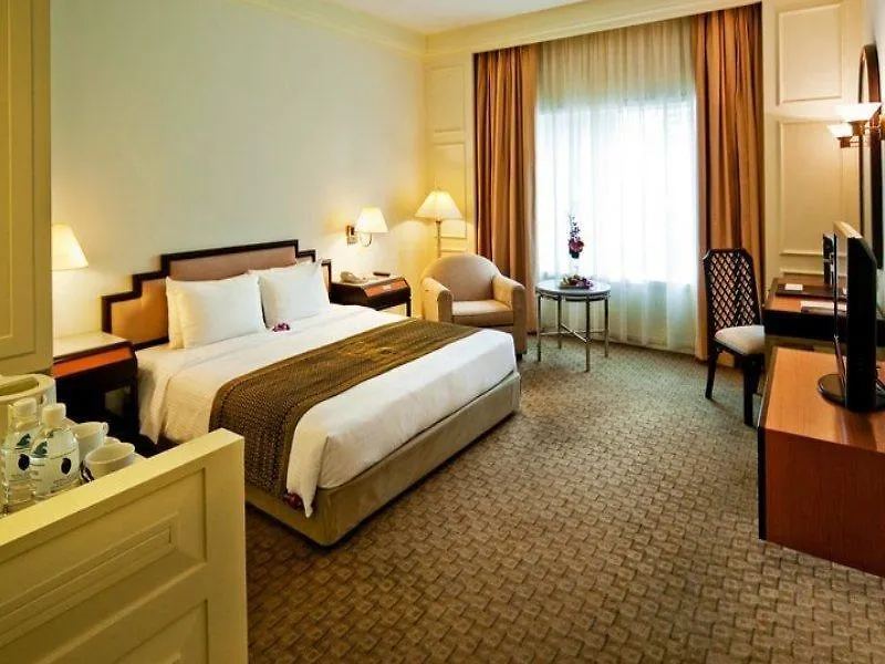 Hotel Istana Kuala Lumpur City Centre 5*,