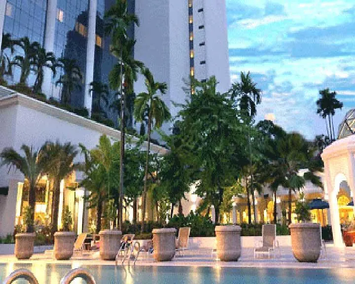 Hotel Istana Kuala Lumpur City Centre 5*,