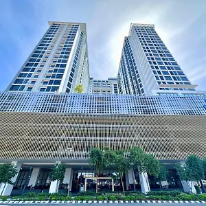 Centre @ The Shore By Casa Yolo Kota Kinabalu